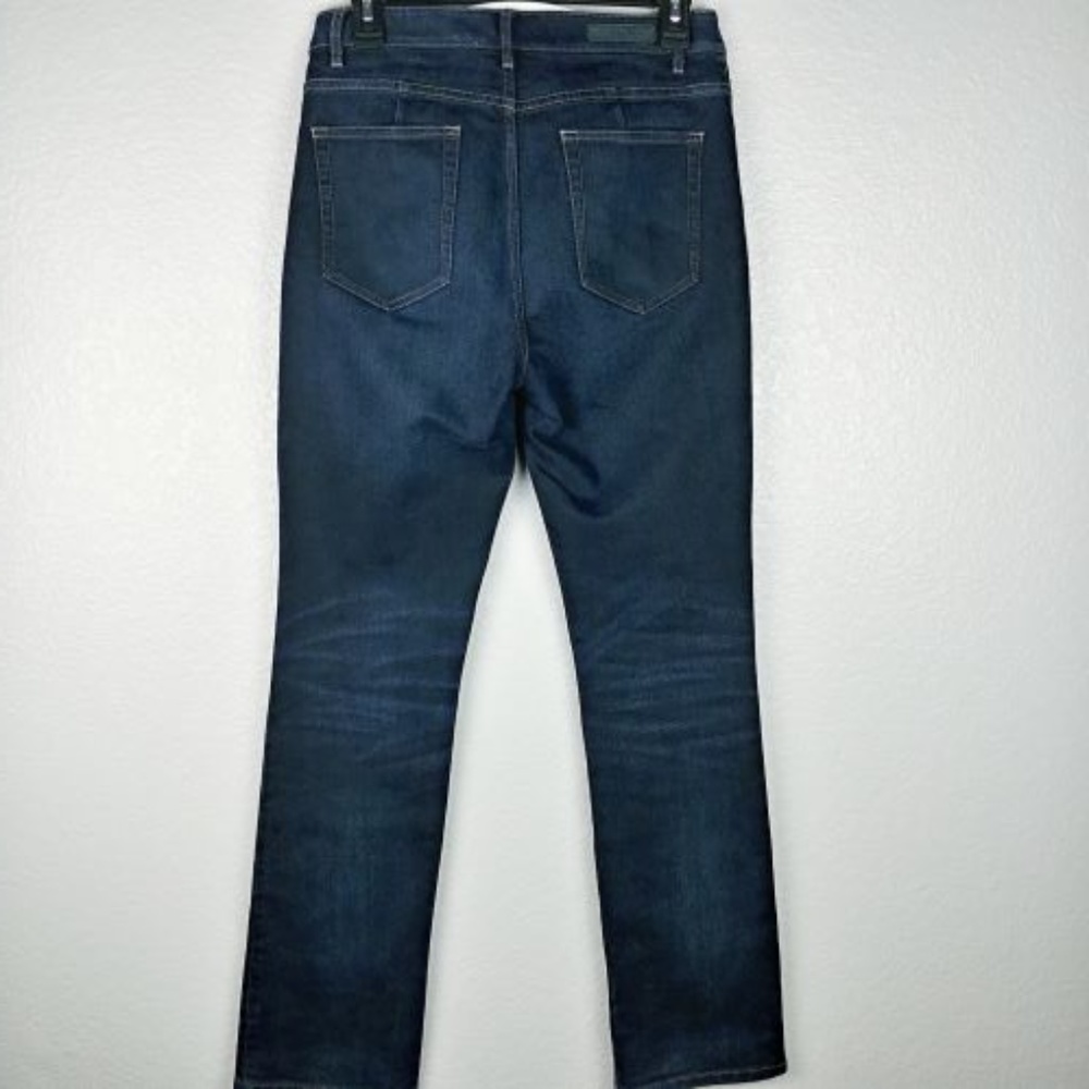 Elie Tahari Jade High Rise Fitted Straight Jeans